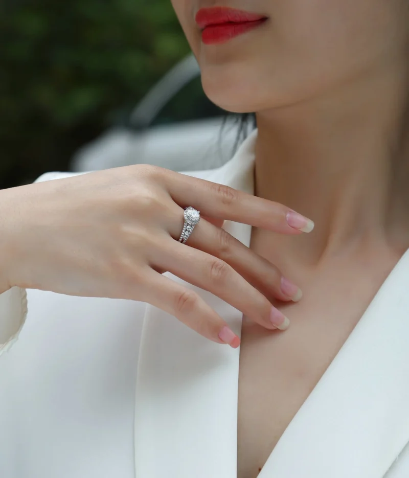 Custom Wholesale The Royal Duchess Diamond Engagement Ring in K White Gold Round Cut Natural Diamonds S925 Sterling Silver Round Brilliant Ring MYR13331-6.5 - Image 7
