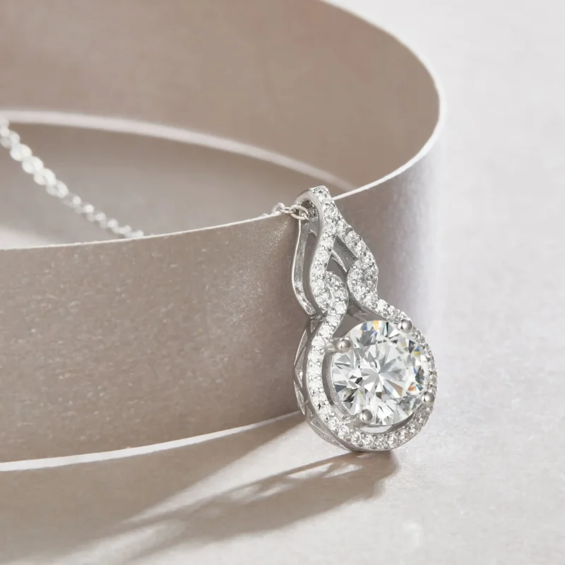 Women's Diamond Necklace 18K White Gold 1 Carat Moissanite Pendant Necklace Lab Diamond Pendants Wholesale MYP13532-8.0 - Image 3