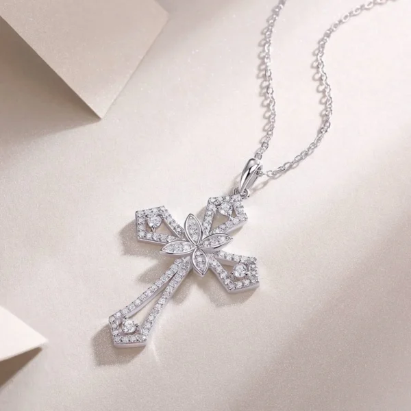 Pendant for Women Ideal Present 14K Gold VVS1 0.5ct.t.w. Diamond Encrusted Cross Necklace Wholesale MYP13381 - Image 6