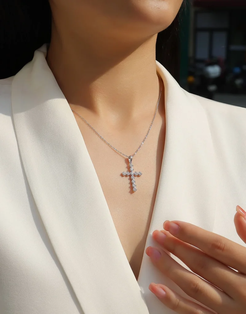 Jewelry S925 Sterling Silver Chain VVS Moissanite Diamond Cross Pendant Necklace Custom Wholesale Fashion Christian Religion Wholesale MYP13380 - Image 4